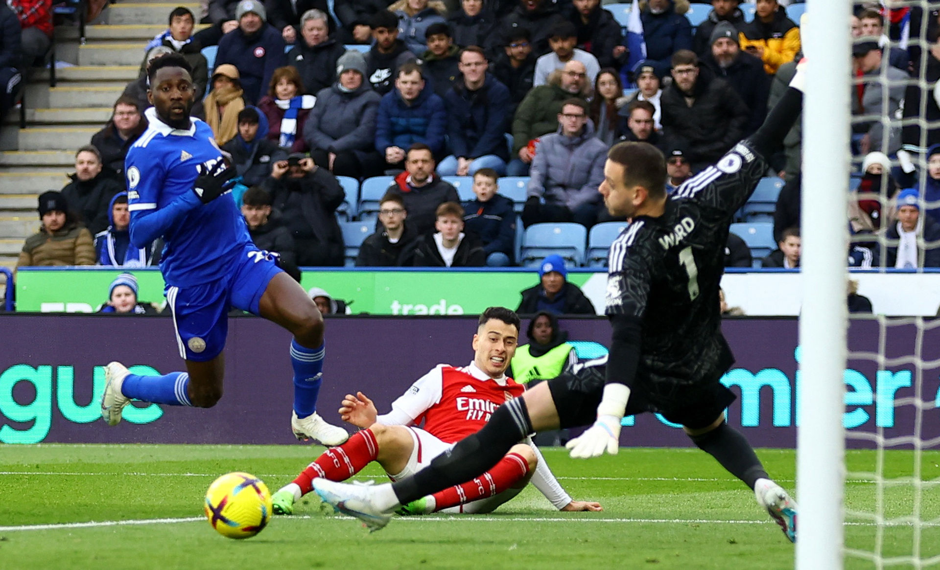 束冲突的任 束冲突的任